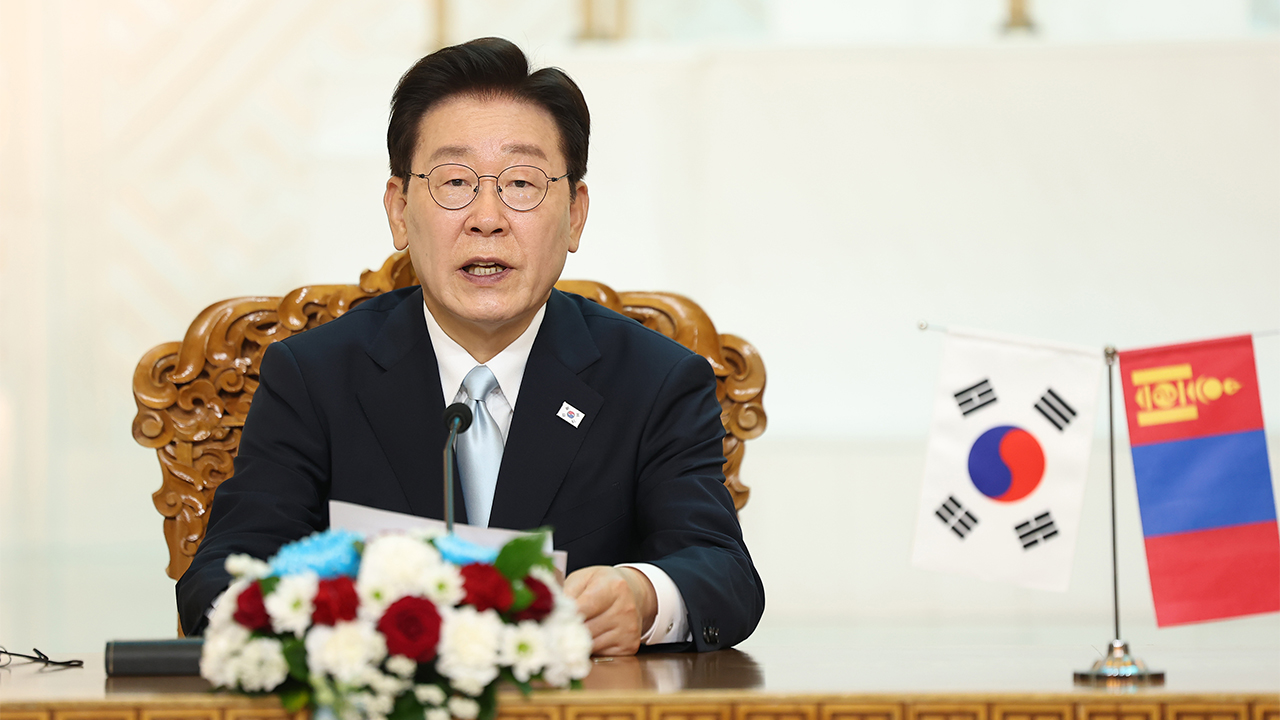 이 대통령, '부동산 토론회'에 "보유세·거래세 등 쟁점 미리 공지"