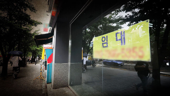 취업 안돼 차린 가게&hellip;"쓸모없는 경력" 빚만 지고 폐업