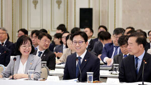 배경훈 "보안 특화 AI모델 연내 출시&hellip;미토스급 개발도 검토"