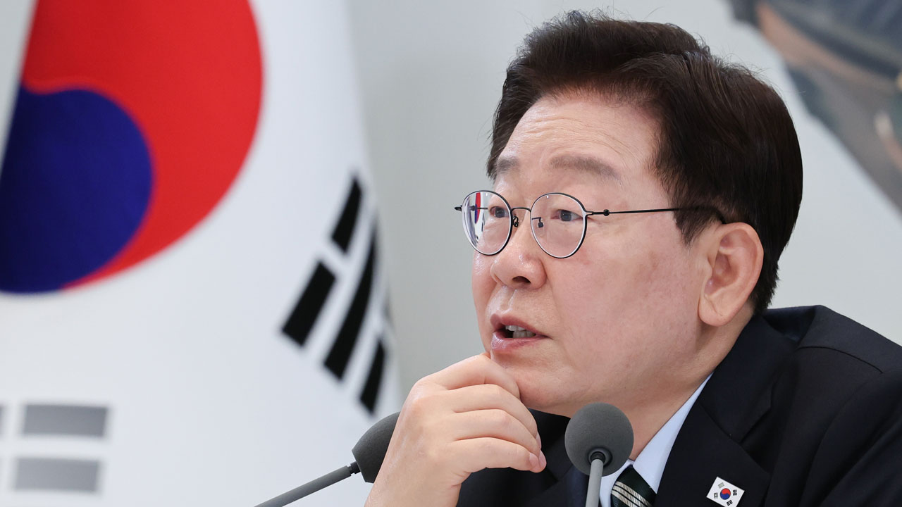 이 대통령 "선거 때문에 주식 사들였나"…연금공단 "전혀 아냐"