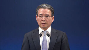 김용범