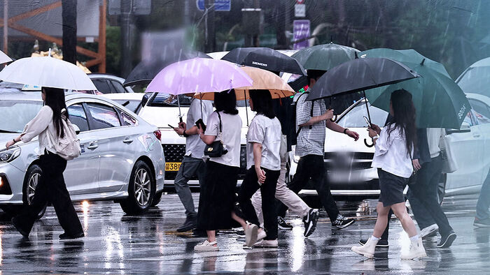 오늘 수도권&middot;충청 최대 80㎜&hellip;내일도 많은 비