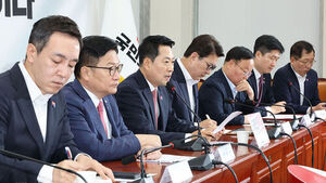 야당 "김용범 도박개장죄로 처벌할 지경"&hellip;국조&middot;경질론 총공세