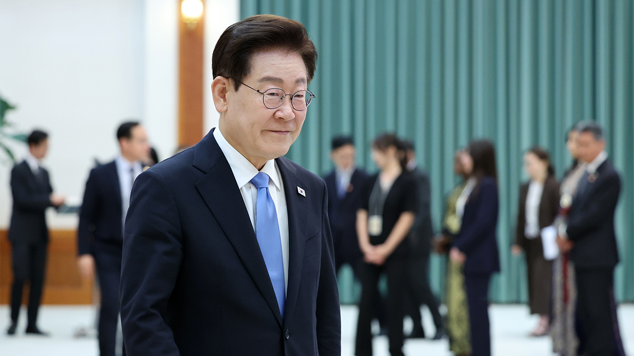 이 대통령, 브라질 등 8개국 주한대사 신임장 제정식 참석