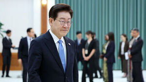 이 대통령, 브라질 등 8개국 주한대사 신임장 제정식 참석