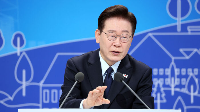 이 대통령 "똘똘한 한채, 심각한 문제&hellip;주거&middot;투기 구분않은 탓"