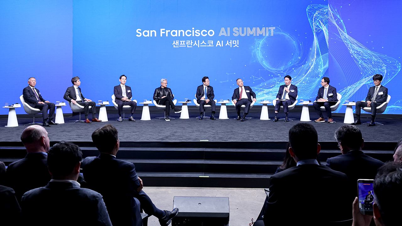 이 대통령 “AI 투자 대대적 확대”…앤트로픽 CEO “한국 기업과 협력 기대”