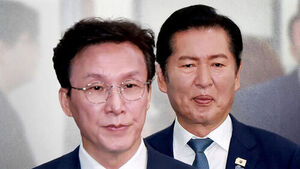 "Shincheonji Suspicions Must Be Addressed" vs. "Political Maneuvers Cannot Succeed"