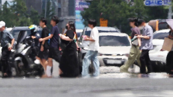 푹푹 찌는 가마솥 더위&hellip;남부 곳곳 '폭염중대경보'