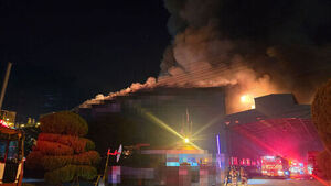 Firefighting Operations at Gunsun Lumber Factory Underway for 7 Hours... One Employee Injured