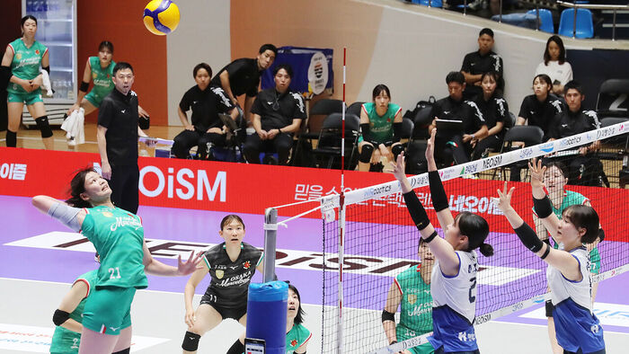 Hyundai E&C vs. Osaka Marvelous match