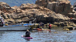 Family of Three Rescued from Yundol Island in Geoje After Rubber Boat Springs a Leak