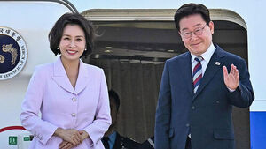 President Lee Returns Home... Immediately Convenes Inspection Meeting on Real Estate and Stock Markets