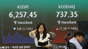 KOSPI Plunges Over 5% Amid Continued Volatility, While KOSDAQ Remains Strong