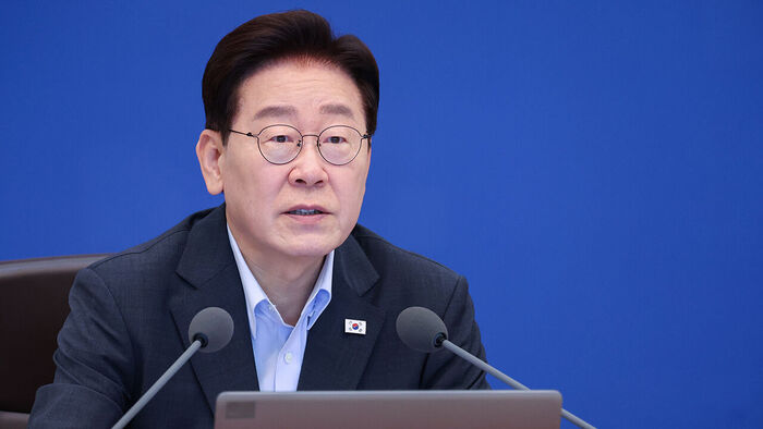 이 대통령, 형소법 거부권 행사 안 할 듯&hellip;"입법권 부정할 정도 아냐"
