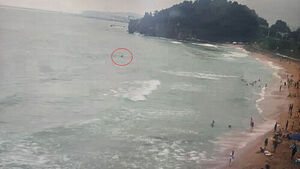 70-Something Rescued 120 Meters Off Coast; Donghae Coast Guard Warns of Rip Currents