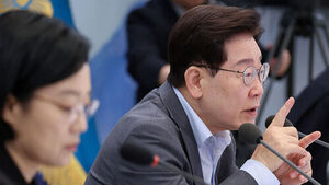 President Lee: "All Military Coups Stem From Korea Military Academy... Integration Will Reduce Such Possibility"
