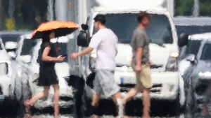 Severe Heat Concentrated in Western Regions... Seoul High Reaching 39°C (102°F)