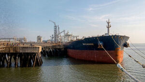 Australia's Ultra-Light Crude Imported for First Time Amid Supply Instability: What Lies Ahead?