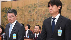 Police Conduct First Raid on Korea Football Association Over Alleged Improper Appointment of Hong Myung-bo
