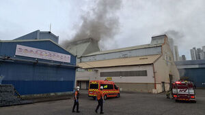 Fire Breaks Out at Steel Manufacturing Plant in Busan; Firefighters Issue Level 1 Response