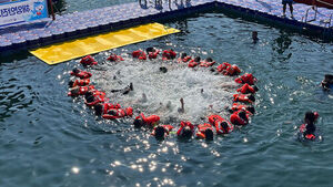 How Long Can You Survive in the Open Sea with a Life Jacket?