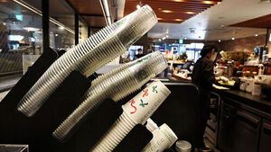 Gradual Ban on Disposable Paper Cups in Cafes... Schedule to Be Set Within Year