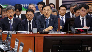 Land Minister Kim Yoon-duk Says Implementation of Single-Home Residency Rules Will Be Phased While Increasing Housing Supply
