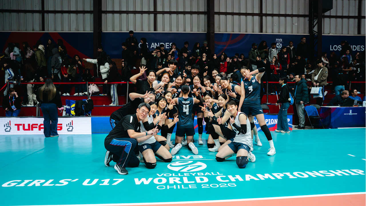 U-17 여자배구, 알제리 꺾고 파죽의 5연승…조 1위로 16강행