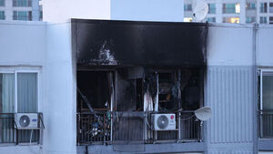 "Filial Son Living with Brain-Lesioned Mother"... Tragedy as Mother and Son Fall from 15th Floor in Apartment Fire