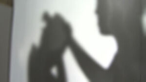 2시간 감금시켜 놓고 알몸 찍어댔다&hellip;한밤 의정부 발칵