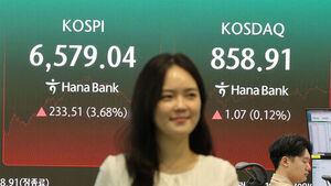 코스피, 3.68% 급등한 6,579&hellip;코스닥 0.12%↑