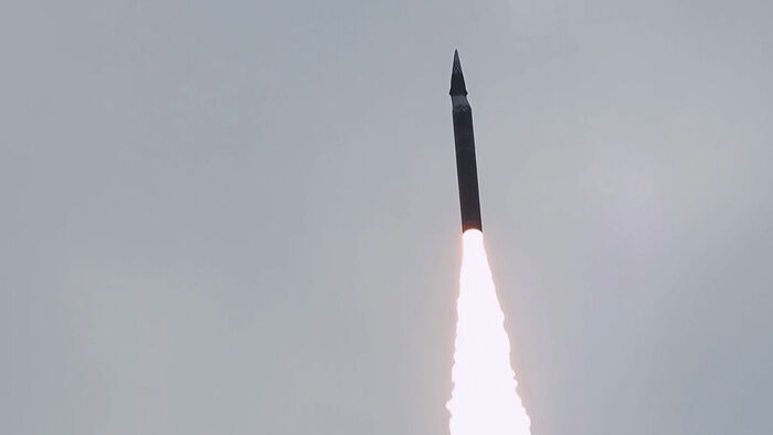 합참 "북한, 동해상으로 미상 발사체 발사"
