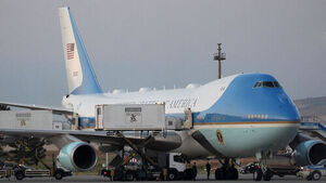 "Shocked" U.S. Press Corps Demands Safety Measures After Riding on "Decoy Plane"