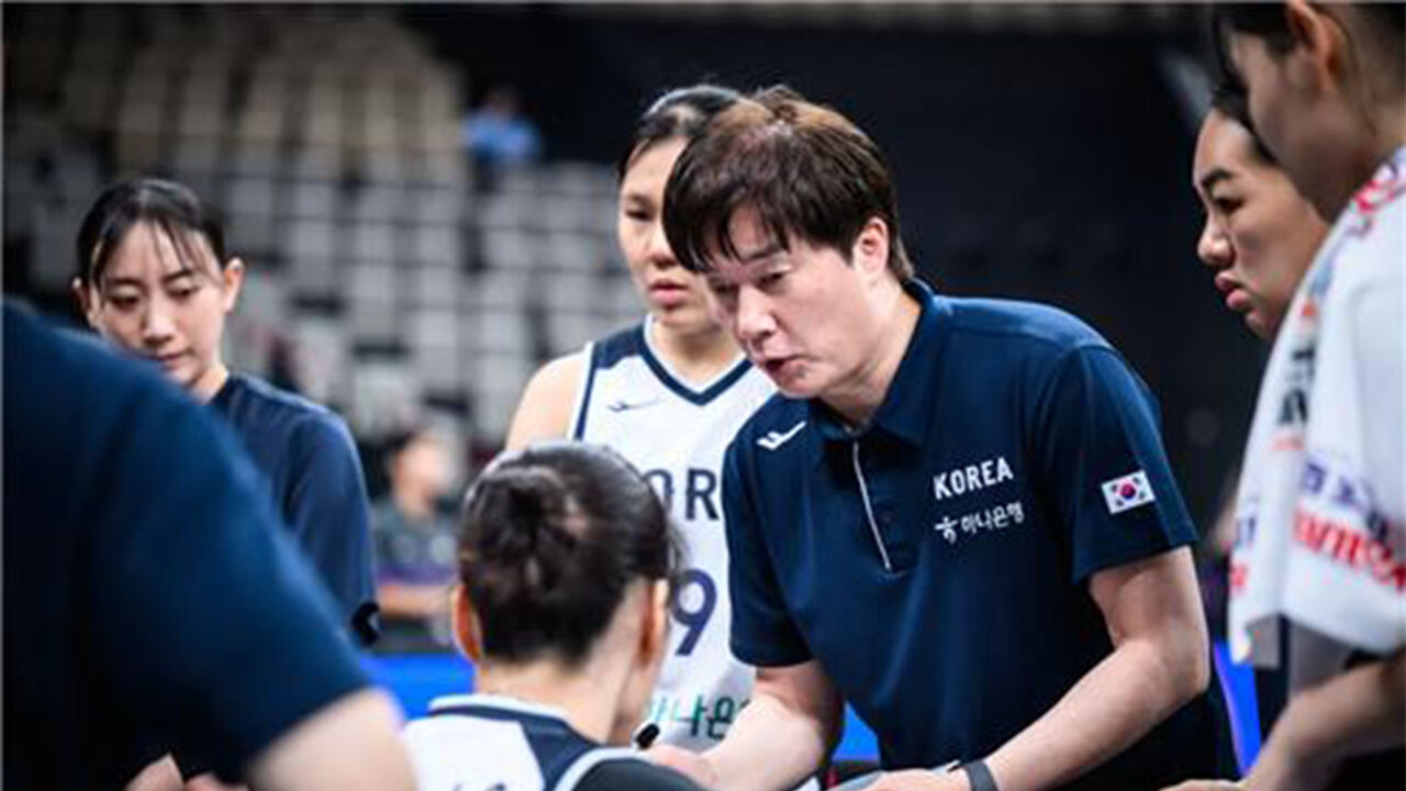한국 여자농구, 일본에 18점 차 굴욕패…맞대결 6연패