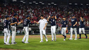 Doosan Bears Secure Second Straight Win Against KIA, Nearing 3rd Place