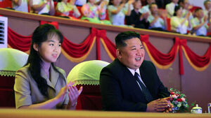 Kim Jong Un Attends Liberation Day Performances; North Korea Silent on President Lee's Multilateral End-of-War Proposal