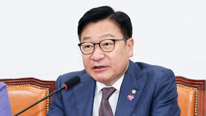 People Power Party Floor Leader Jeong Jeom-sik to Visit Former President Park Geun-hye Tomorrow