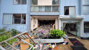 Fighting Mud Without Equipment... 245 Residents Stranded in Anxiety
