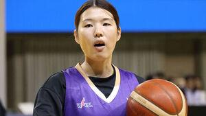 Shinhan Bank Selects Zainichi Korean Kaneda as No. 1 Pick in Rookie Draft