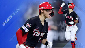 Kim Do-young Cracks 10 Homers in 15 Games, Closing in on Record Youngest 40-Home-Run Milestone