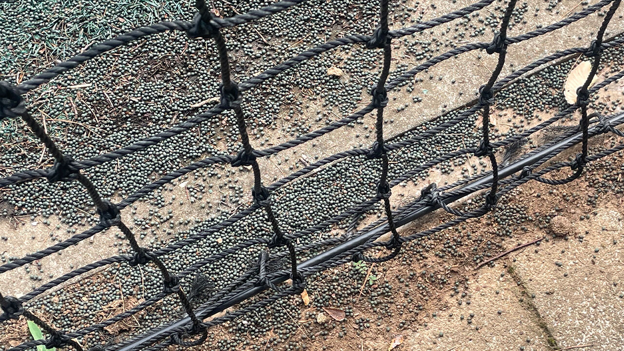 Artificial turf rubber infill