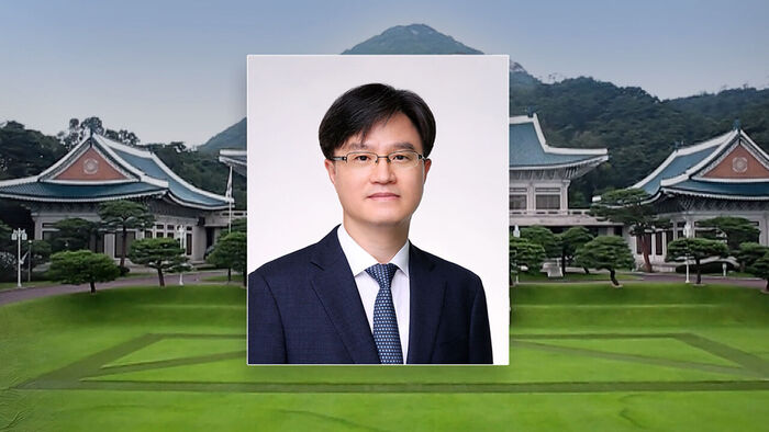 청와대 "헌정사 초유 일방통보"&hellip;'재제청' 요구?