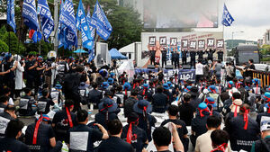 Hyundai Motor Union Stages 8-Hour Full Strike for First Time in 10 Years