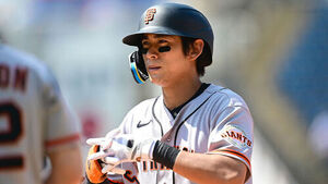 Jung Hoo Lee Kept Hitless, Commits Defensive Error in Boston Game