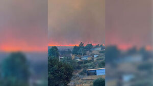 Major Wildfire Hits Reno, Nevada, Prompting Evacuations and Warnings for 90,000 Residents