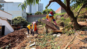 Flood Recovery Urgent, but Heatwave Hits: "Lifting Shovels Is Suffocatingly Hot"