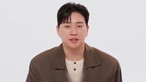 Subscriber Count Drops Below 1 Million Amid Controversy... Park Wi's Lecture Also Canceled