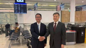 Chinese Diplomat at Center of 'Hands in Pockets' Controversy Appointed as Ambassador to Australia