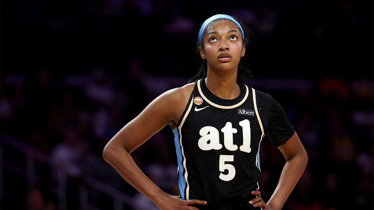 리스, WNBA 한 경기 최다 26리바운드…박지현은 어시스트 1개